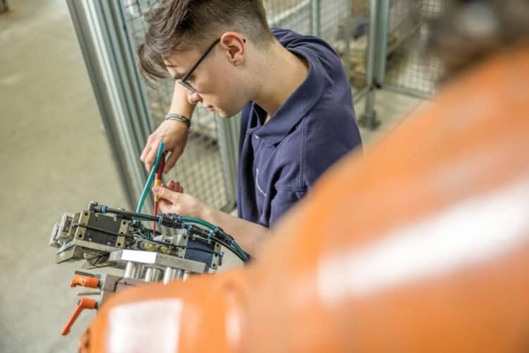 Ausbildung Nordhorn oder Stadt Nordhorn Karriere als Werkzeugmechaniker